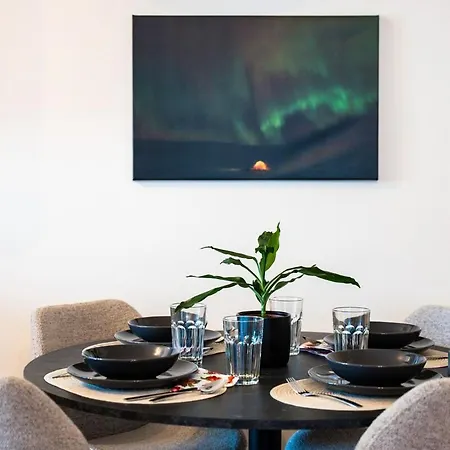 Lapland Glimmer Loft - Near Comfort & Adventure Apartament