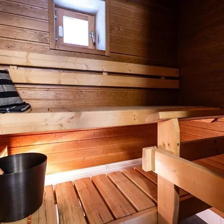 Lapland Glimmer Loft - Near Comfort & Adventure *